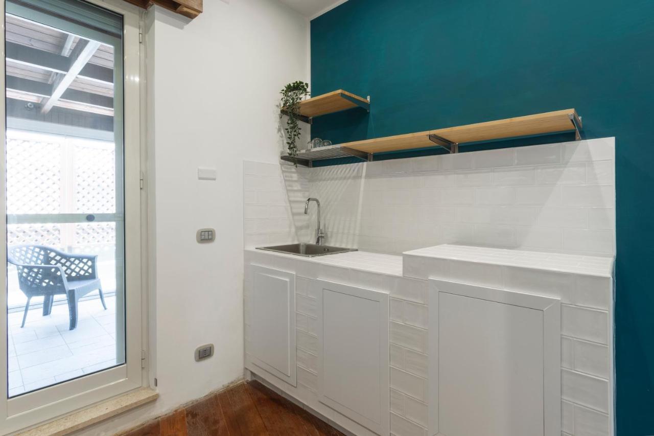 Ostia Holiday Boutique Spa Bagian luar foto