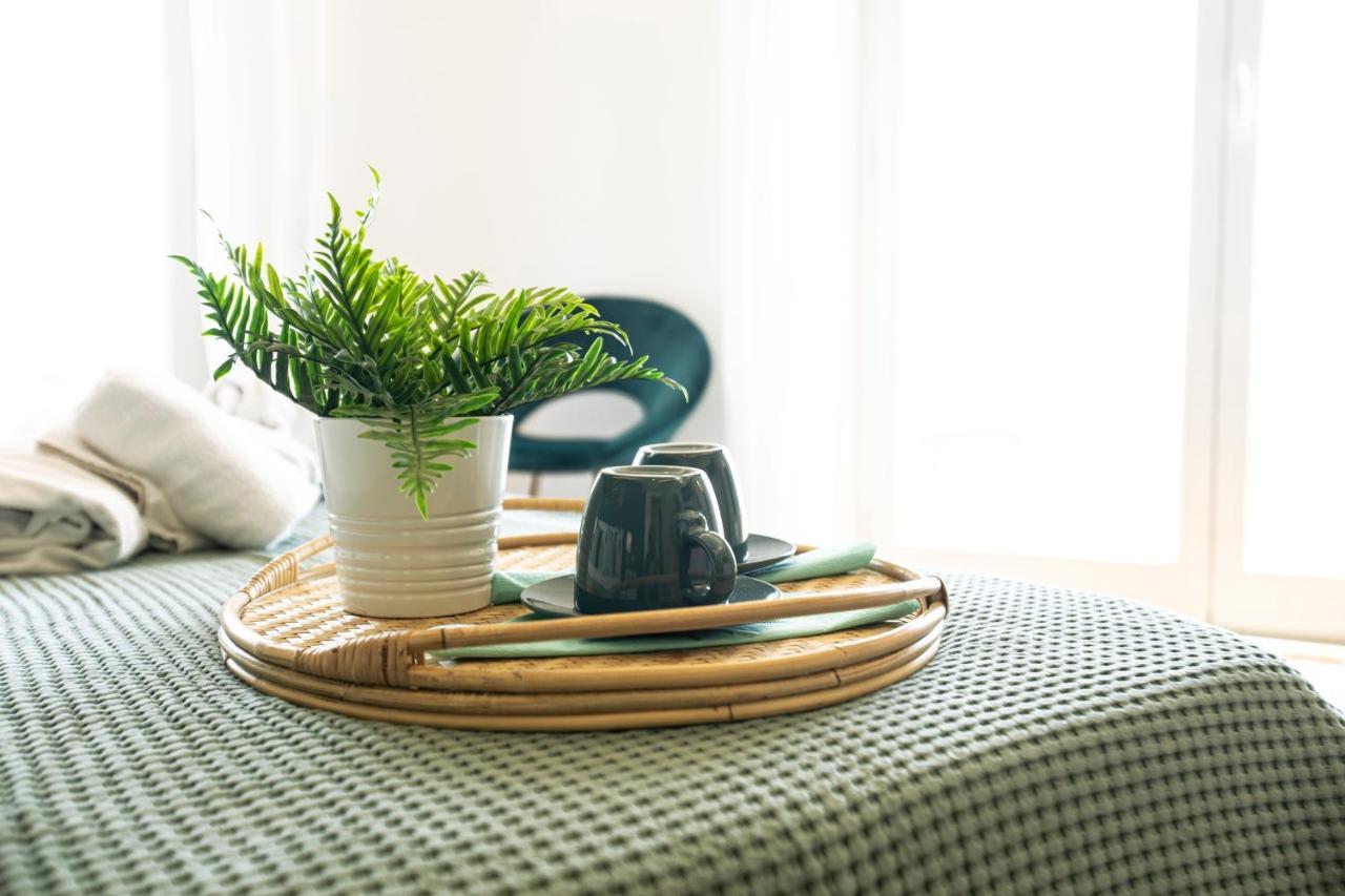 Ostia Holiday Boutique Spa Bagian luar foto