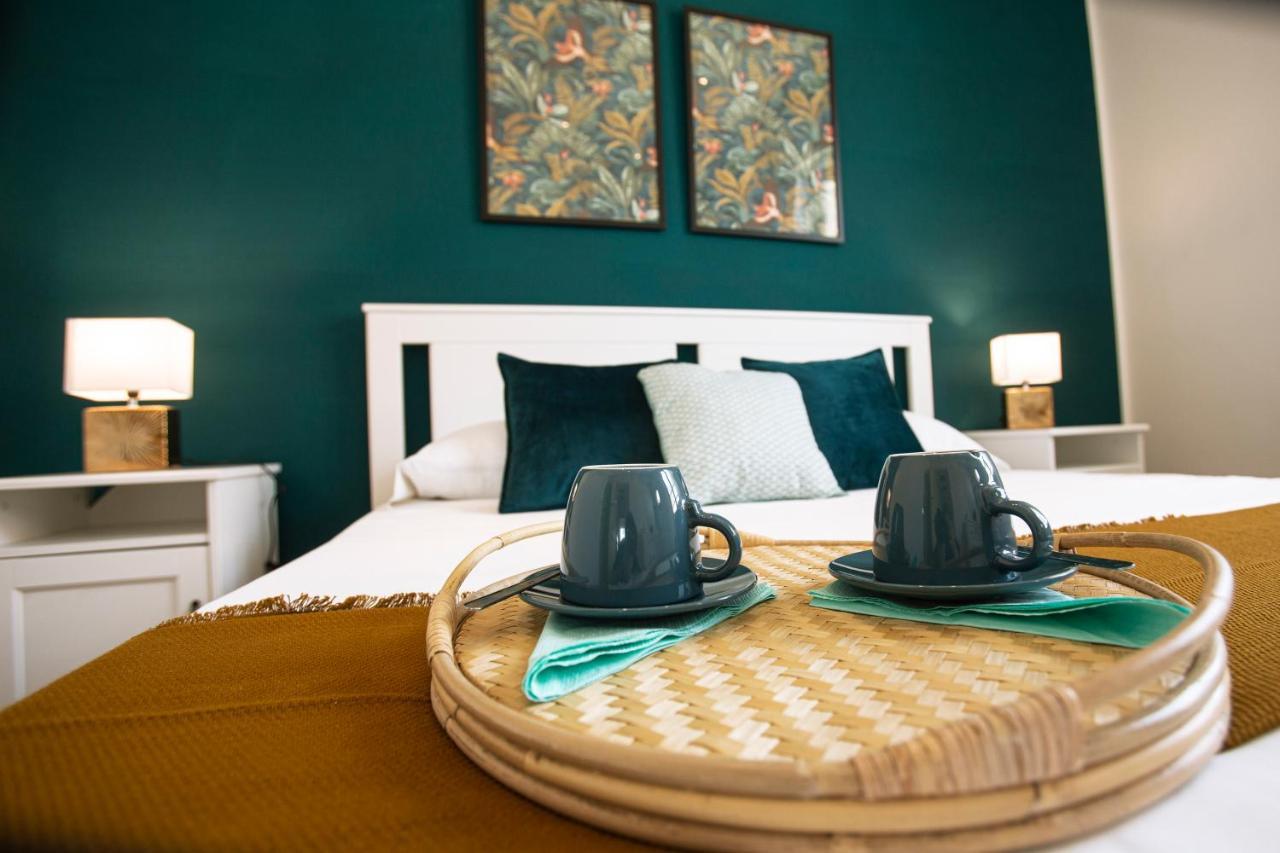 Ostia Holiday Boutique Spa Bagian luar foto