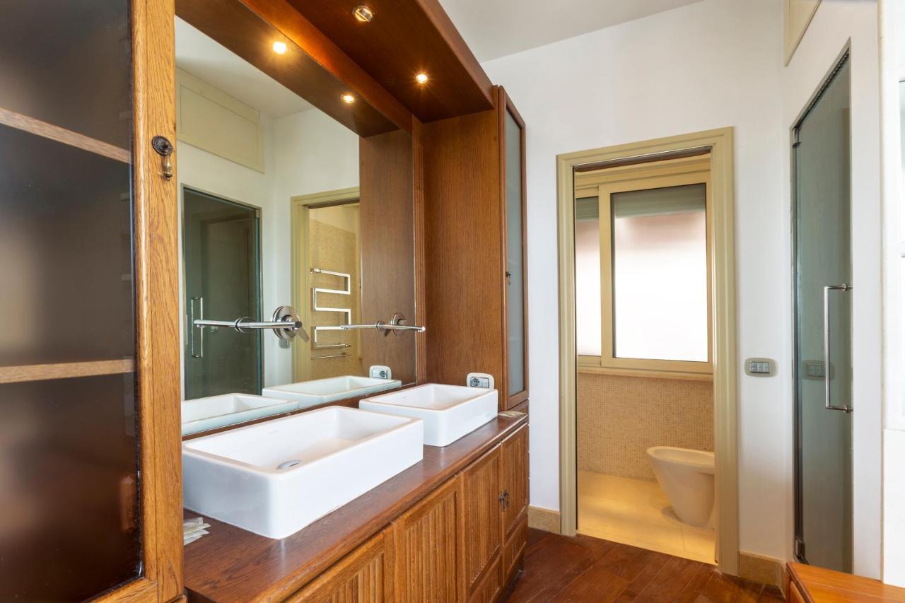 Ostia Holiday Boutique Spa Bagian luar foto